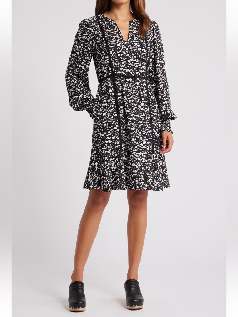 NWOT Caslon Black and White Floral Long Sleeve Dress Size S
